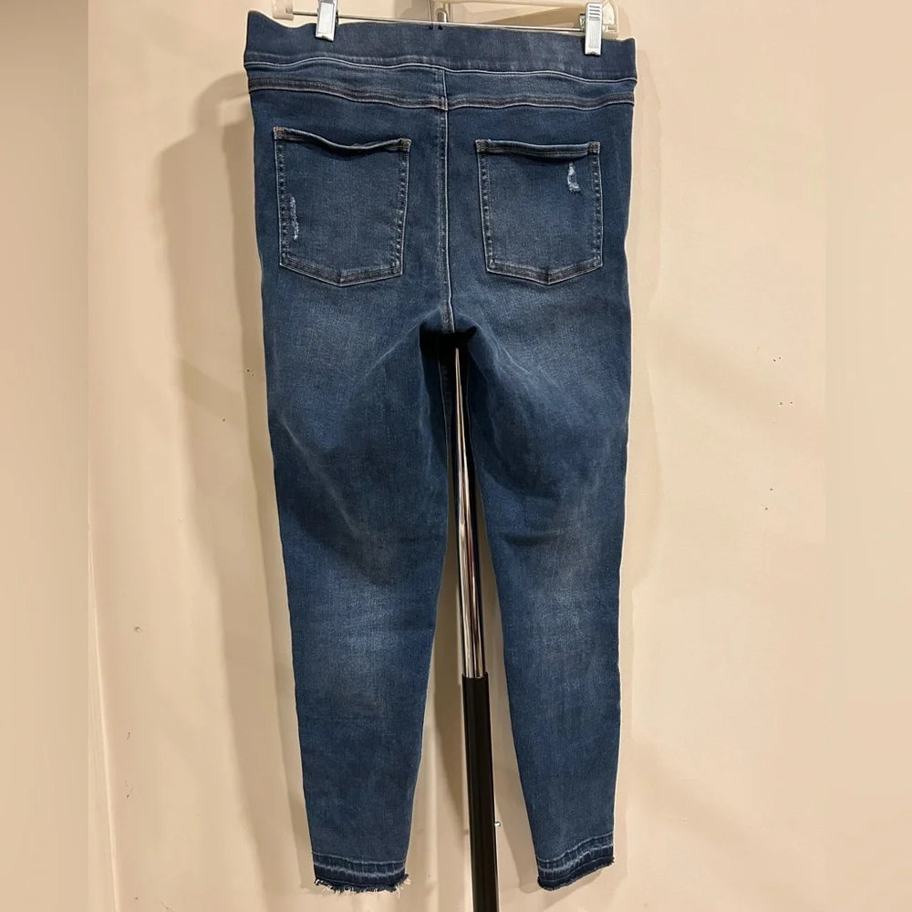 SPANX - Jeans - Straight / Tapered Ankle - Size Large - Picture 7 of 11